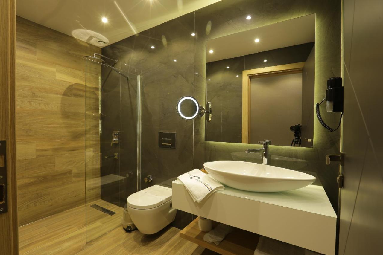 Burhaniye Marina Boutique Hotel エクステリア 写真